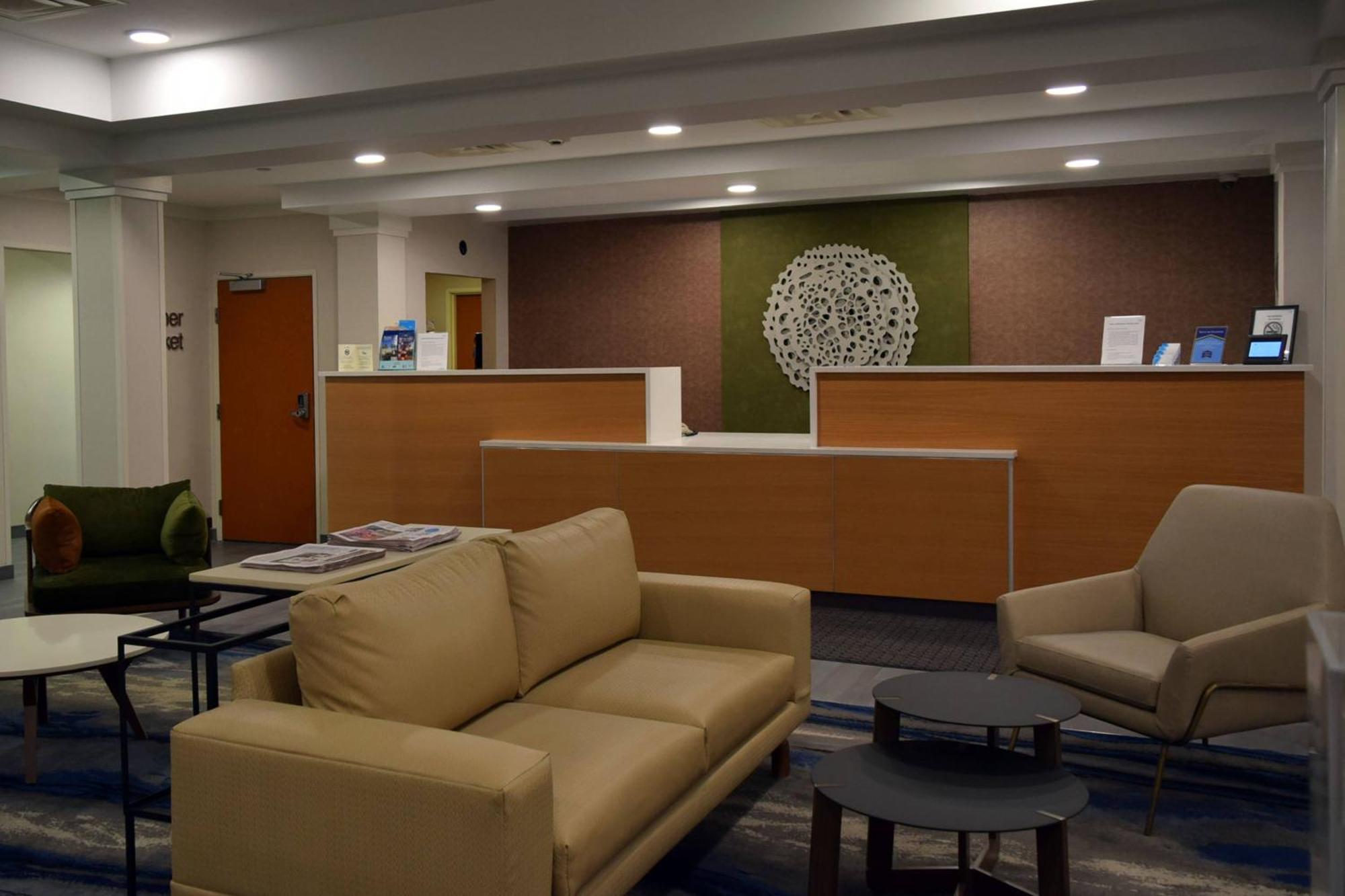 Fairfield By Marriott Youngstown/Austintown Exterior photo
